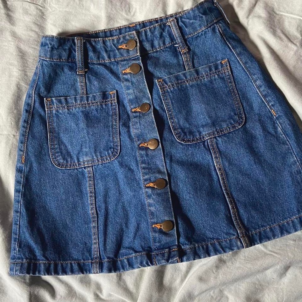 Forever 21 denim button up skirt